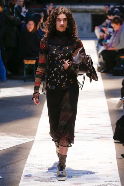 Look 31